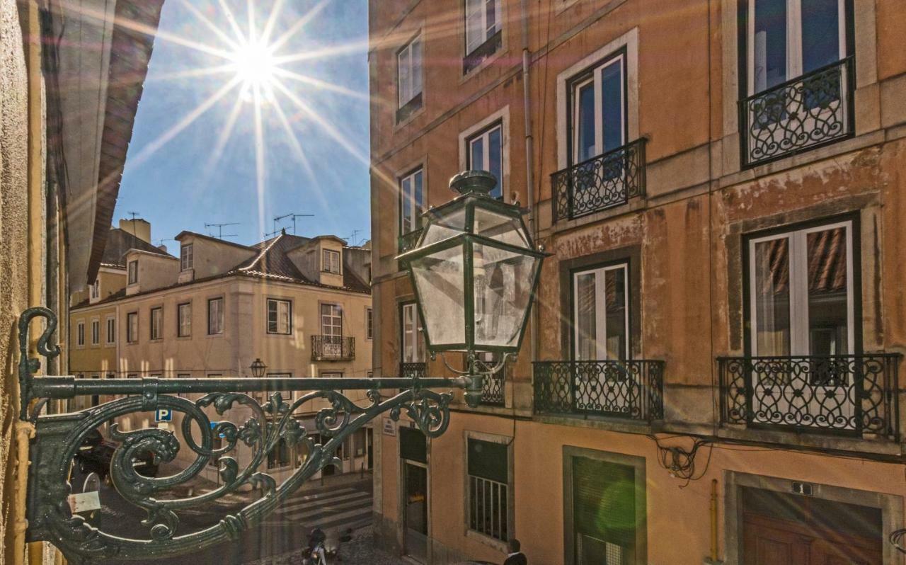 Appartement Live Like A Local @ Casa Da Esquina - Wifi & A/C à Lisboa Extérieur photo